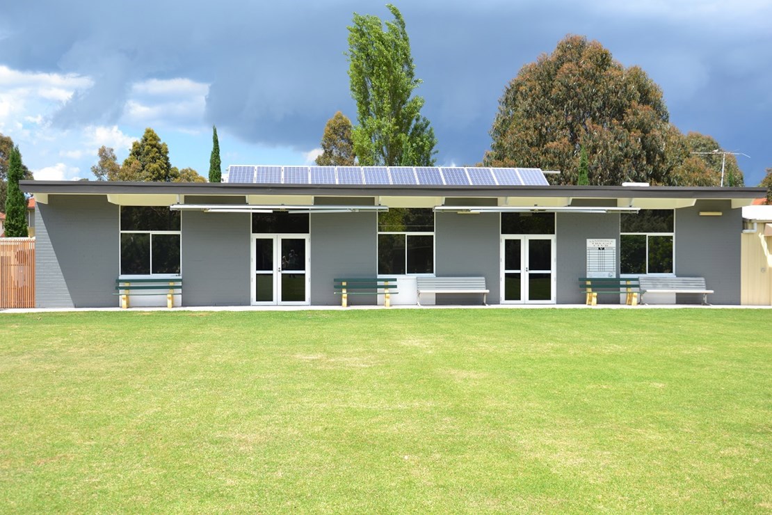 Image of the front exterior of the Sandridge Community Centre building.